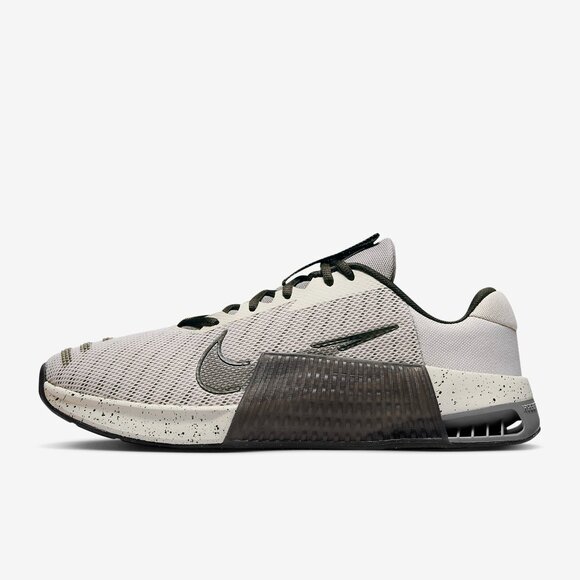 7M/8.5W - [NEW] Men's Nike Metcon 9 Workout Shoes DZ2617-004 - Picture 1 of 8